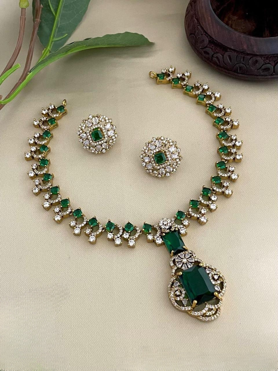 Trending Nita Ambani set 590