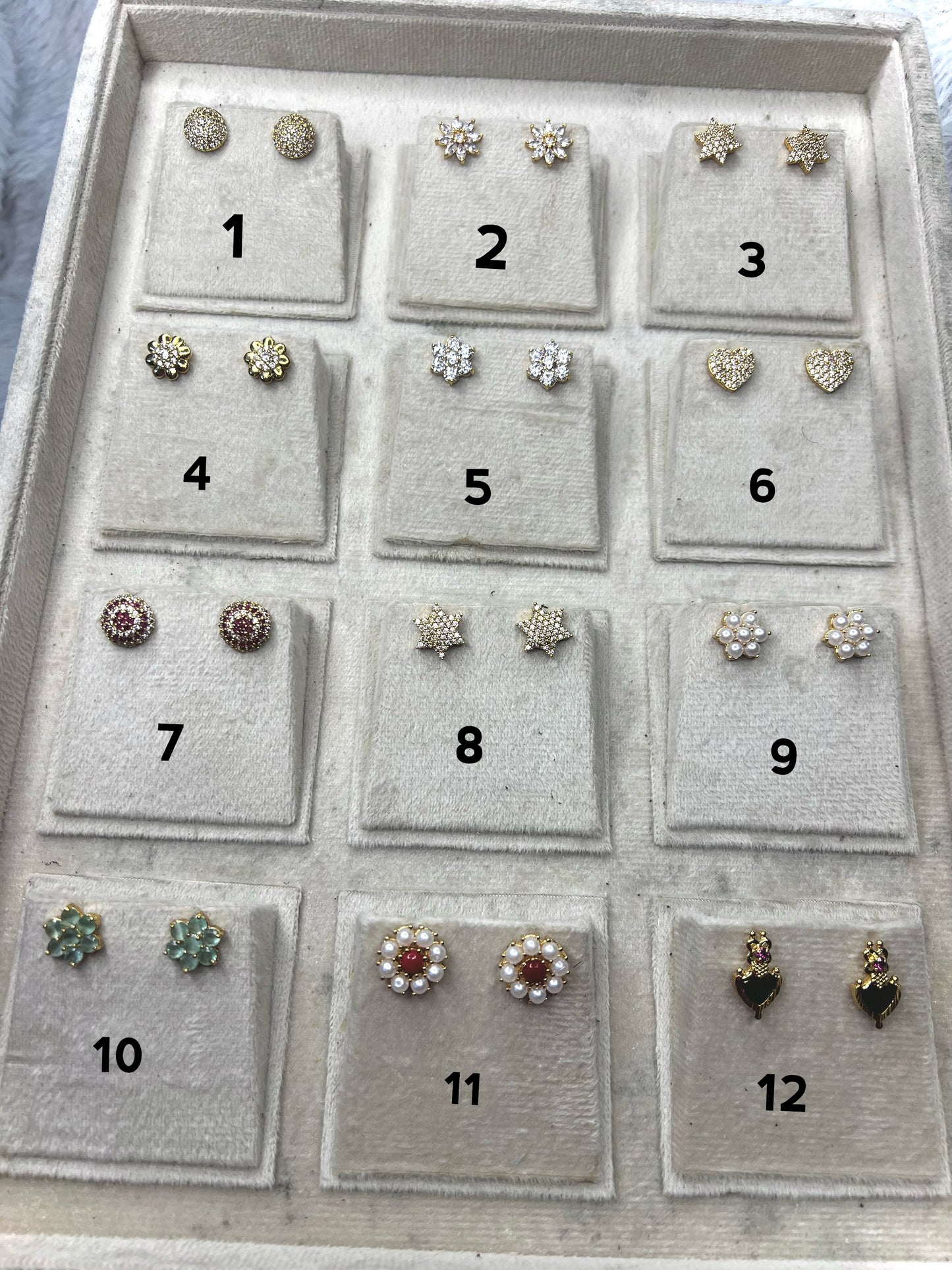 Daily wear gold replica back screw type stud product code E17