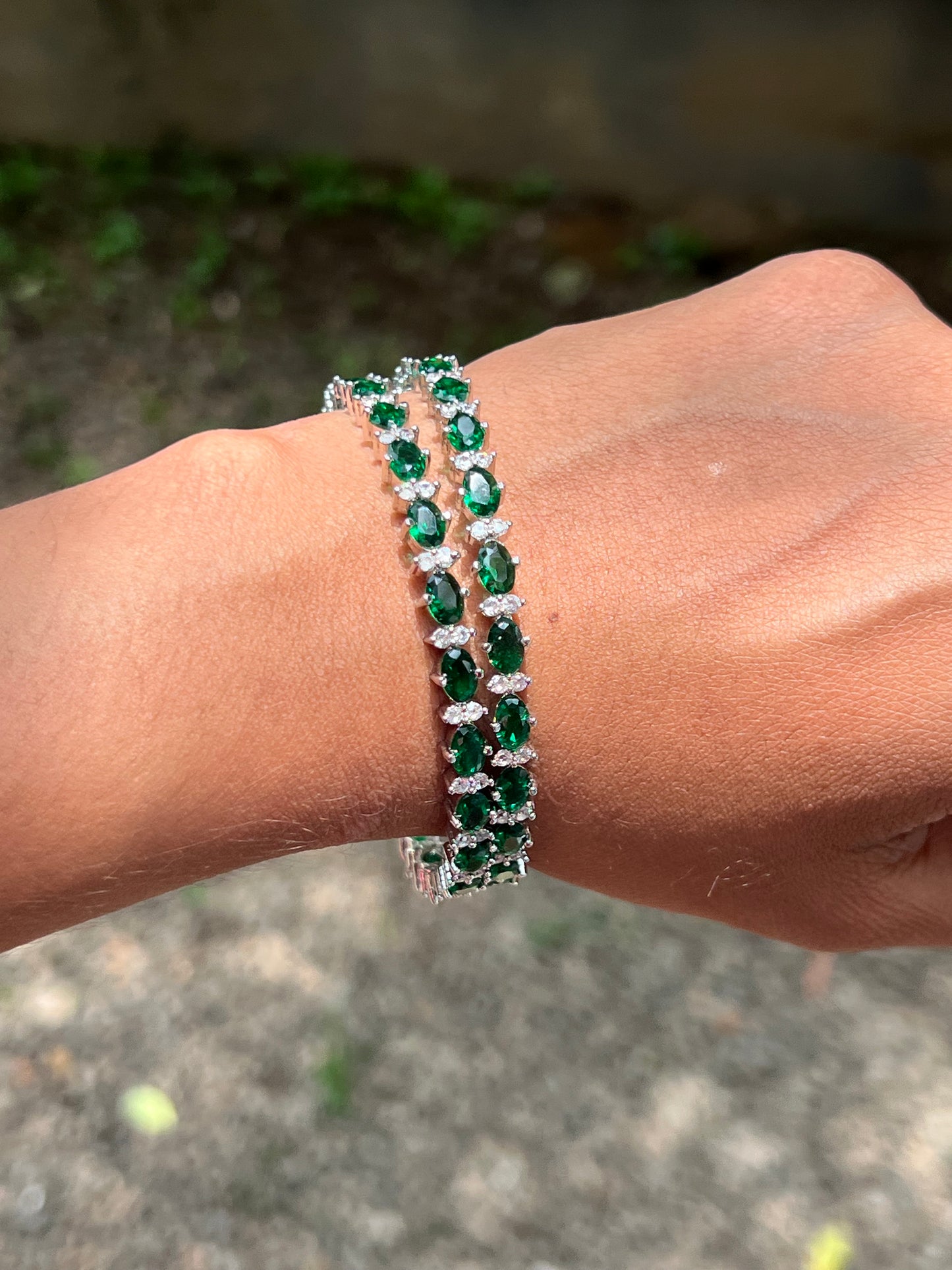 Premium white ad emerald green bangles product code 1267