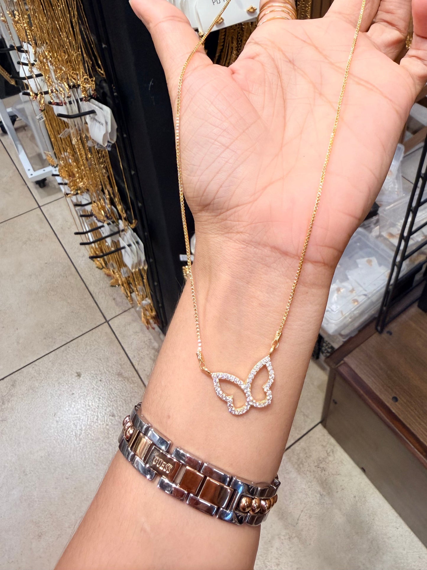 Premium gold plated daily use ad butterfly pendant chain product code G125