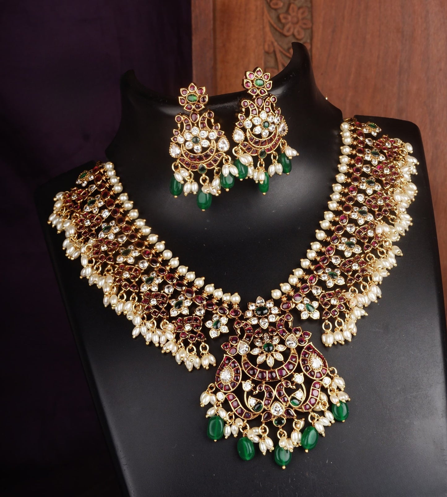 Premium quality kemp stone necklace