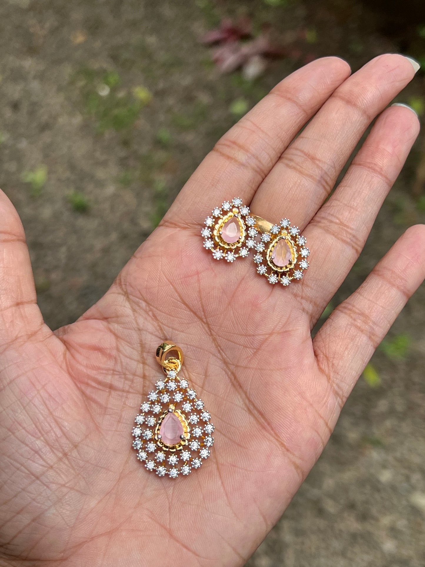 Premium diamond finish pendant set product code 63