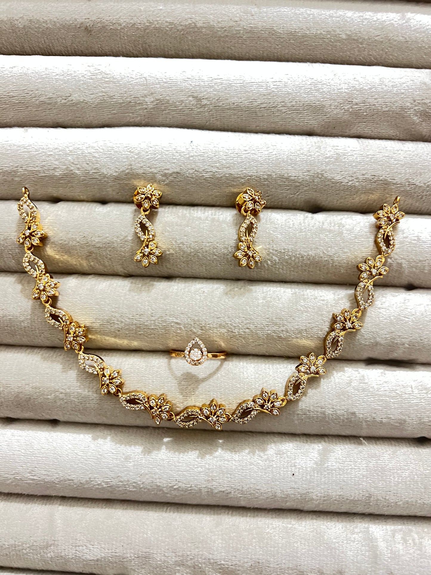 Premium ad floral ad necklace with ad free ring