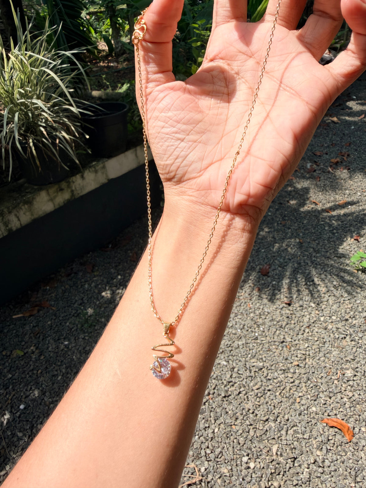 Premium gold plated daily wear pendant with chain product code G183
