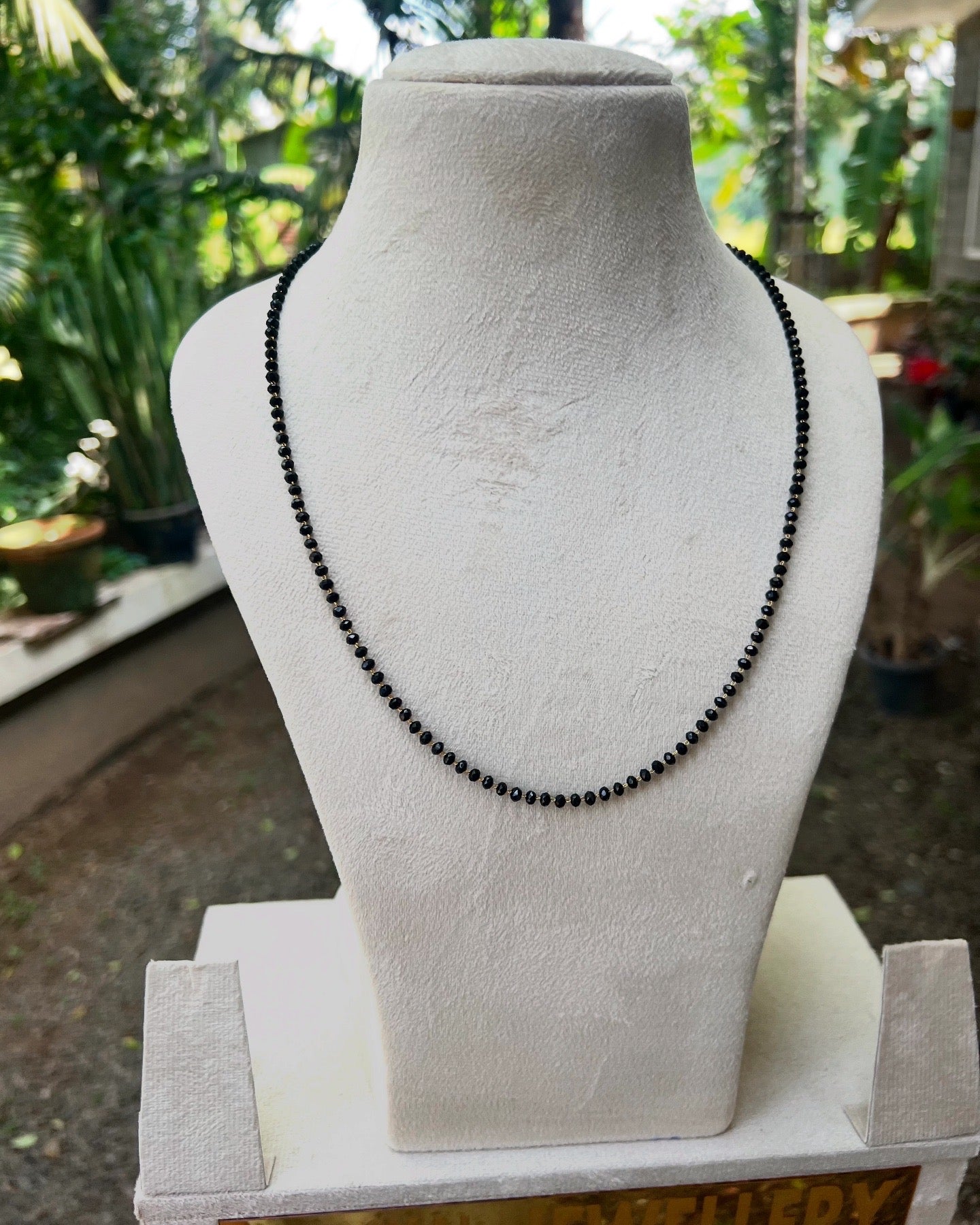 Beautiful long black crystal chain product code 88