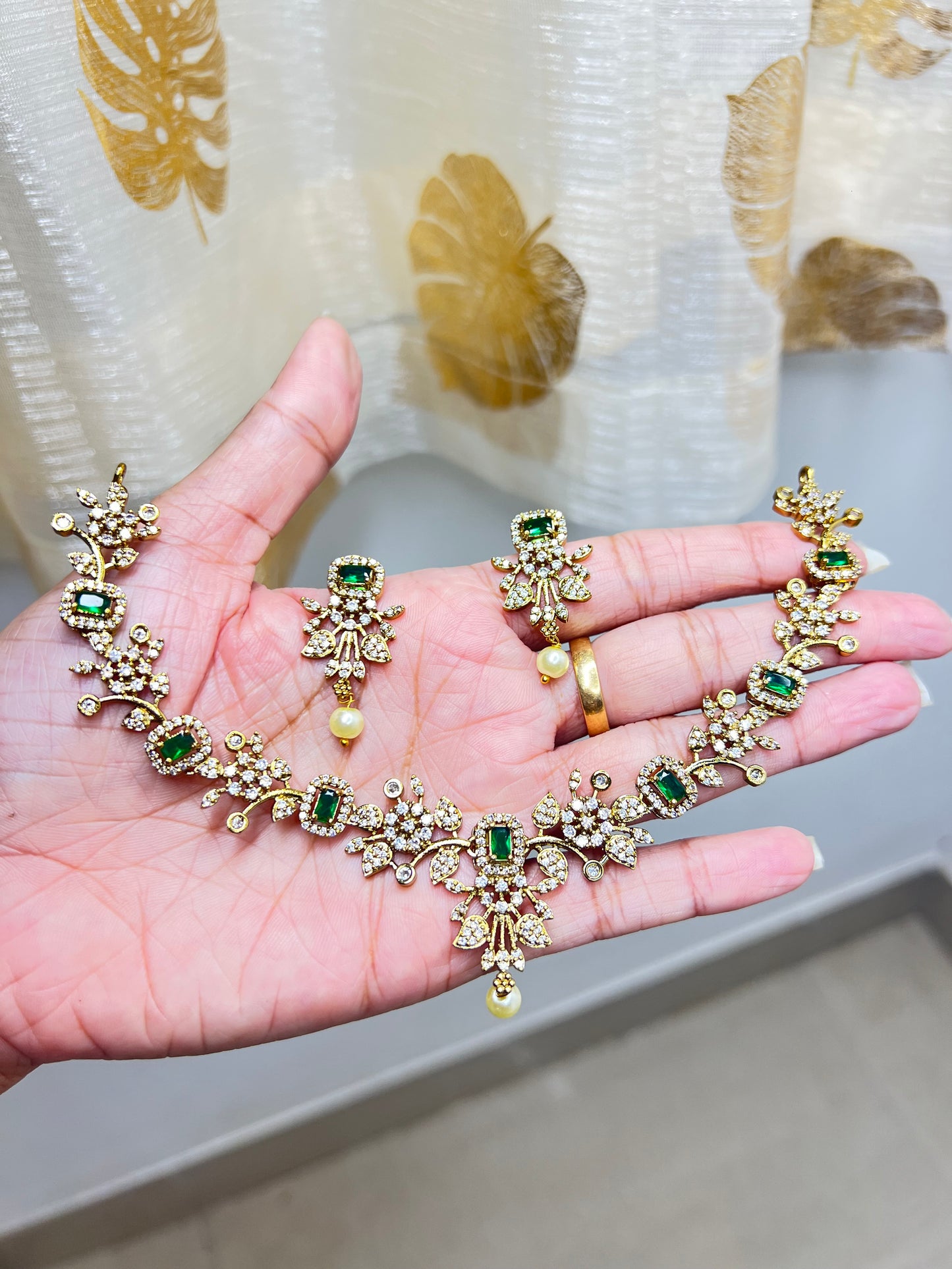 Trending ad floral pearl necklace product code 788