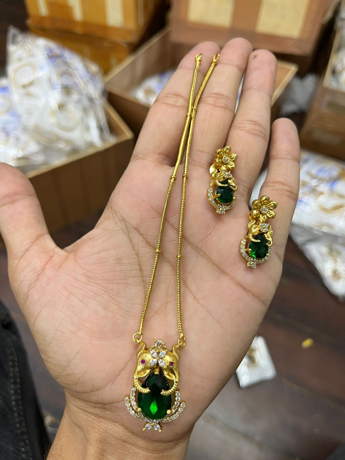 Premium ad pendant chain set product code 798