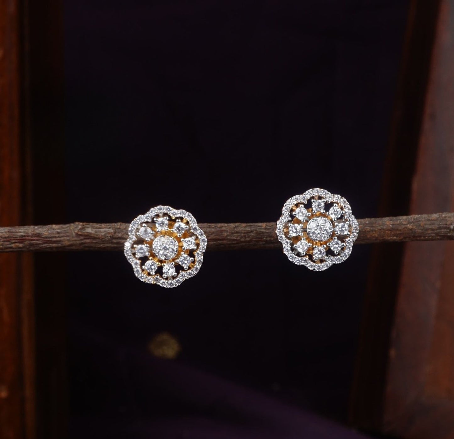Premium Flower Diamond finish ear stud