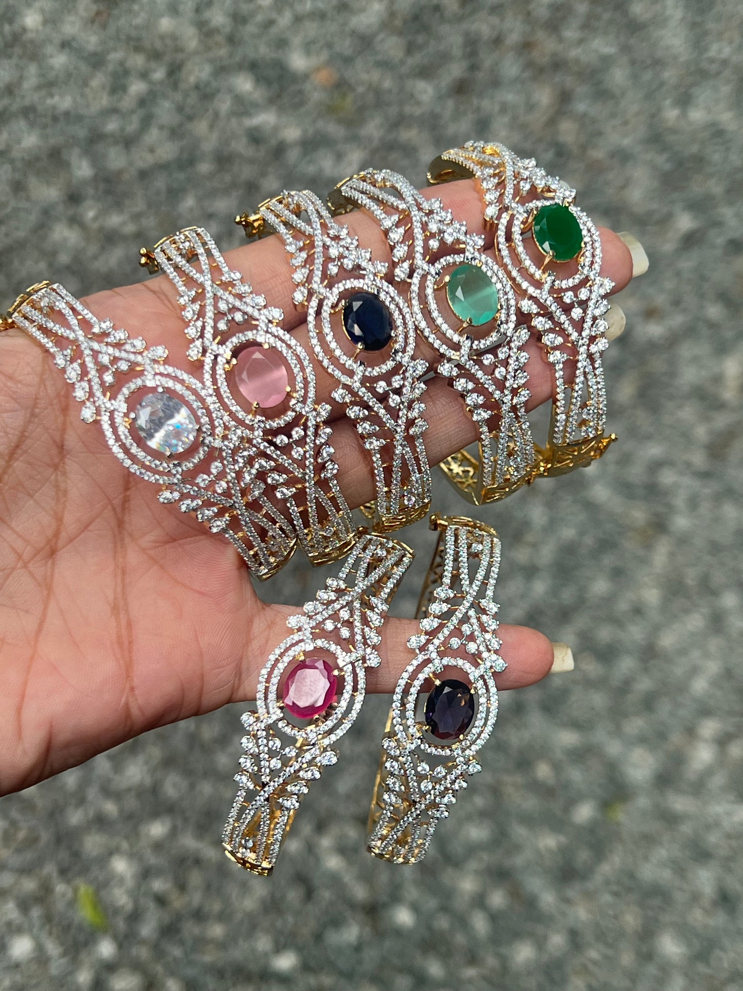 Premium occasion wear openable bracelet product code B125
