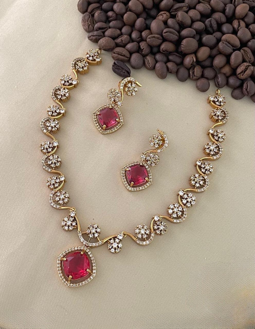 Most popular restocked Ad floral necklace product code 526