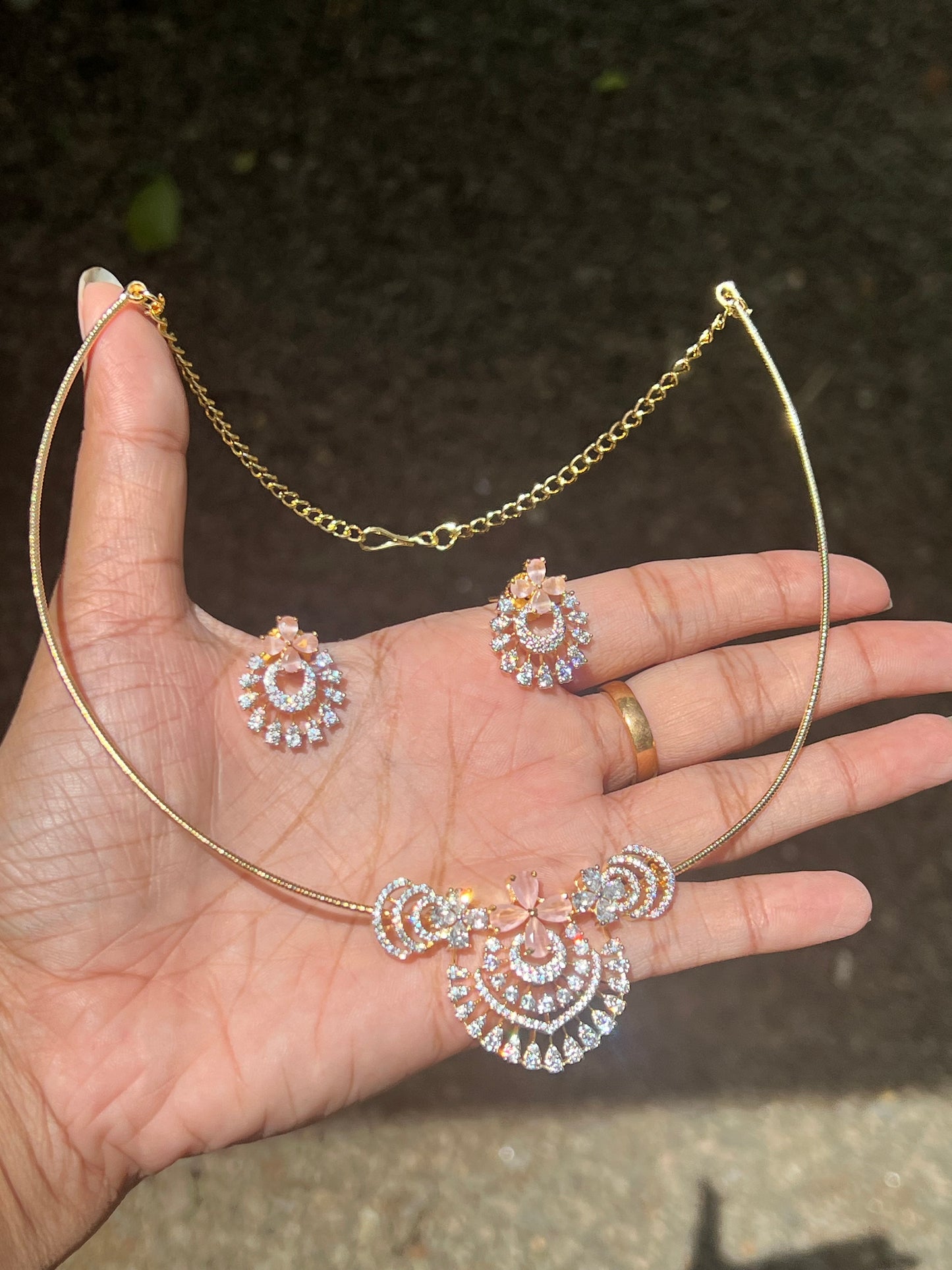 Premium diamond finish removable pendant chain set product code N98
