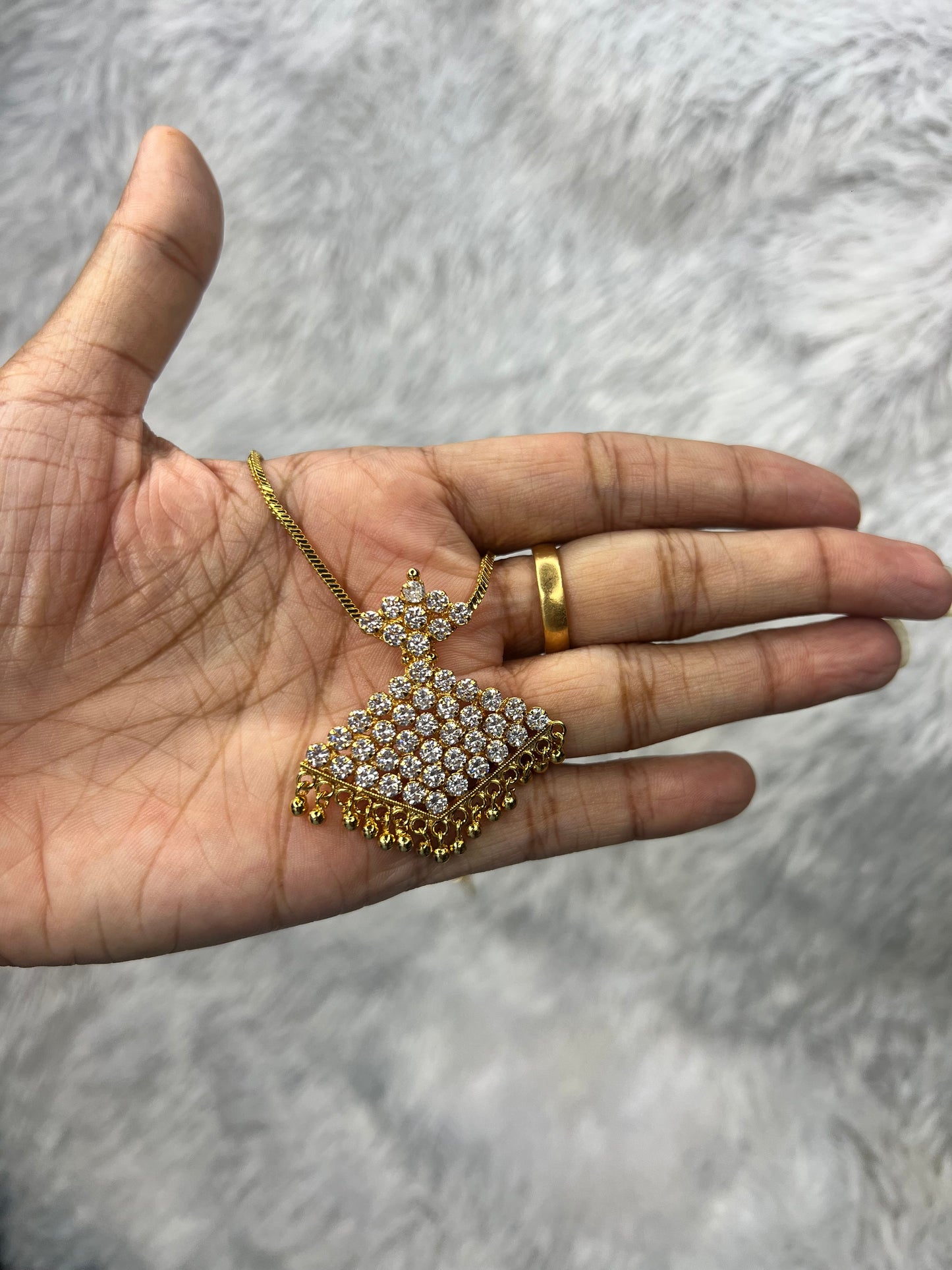 Premium gold plated ad pendant chain set product code N111