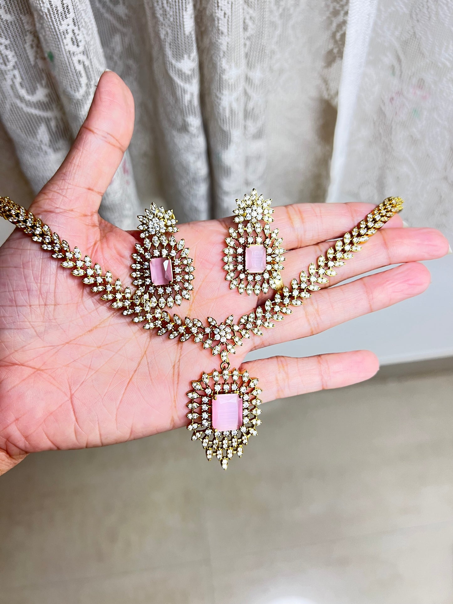 Premium trending titanic ad necklace product code 696