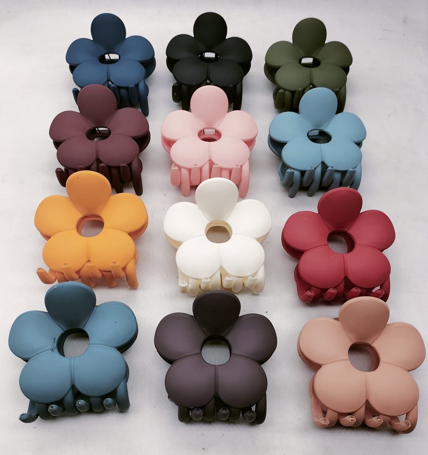 Flower hair claw clips product code 1019
