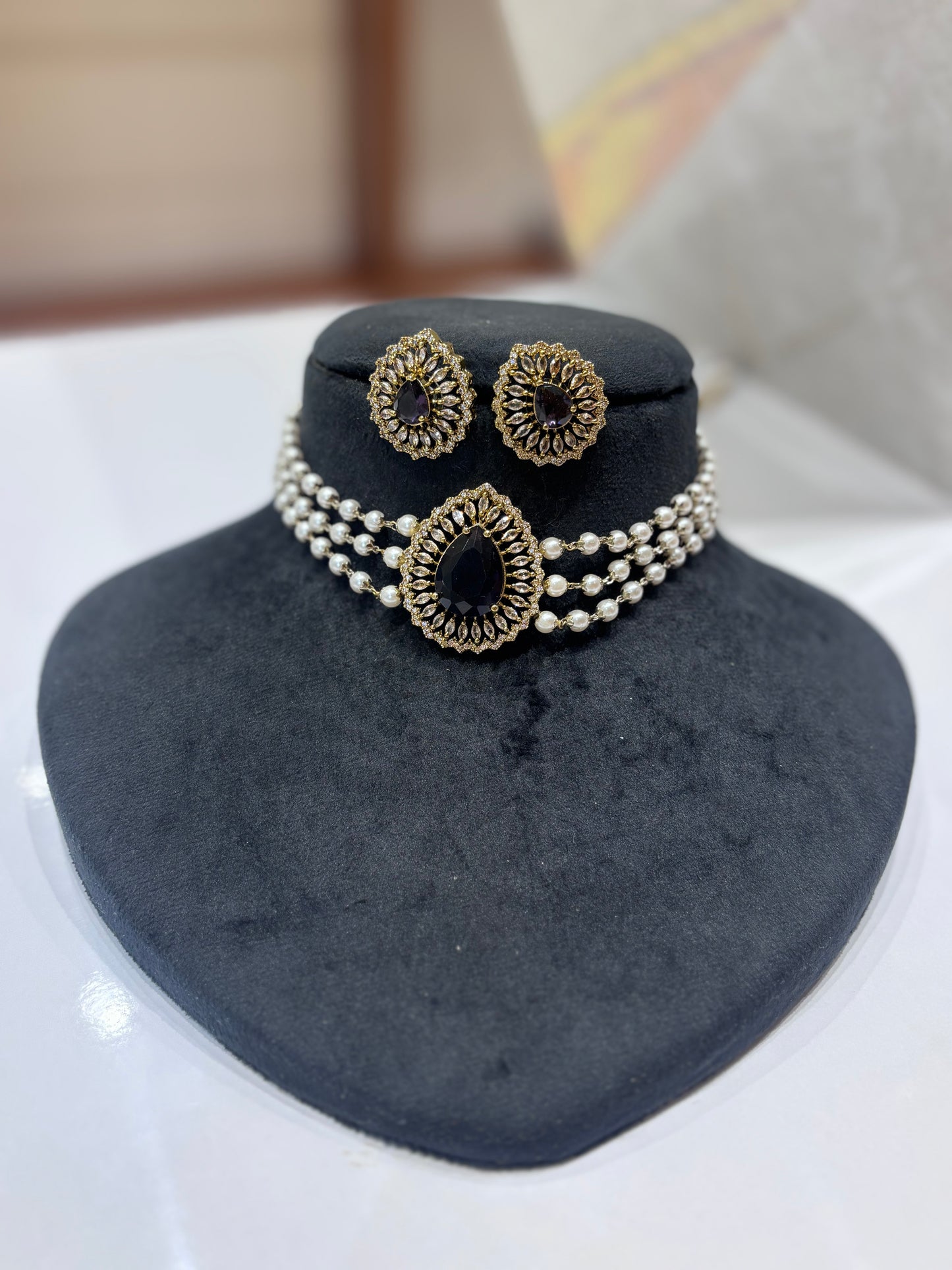 Premium Victorian 3layer choker set product code N225