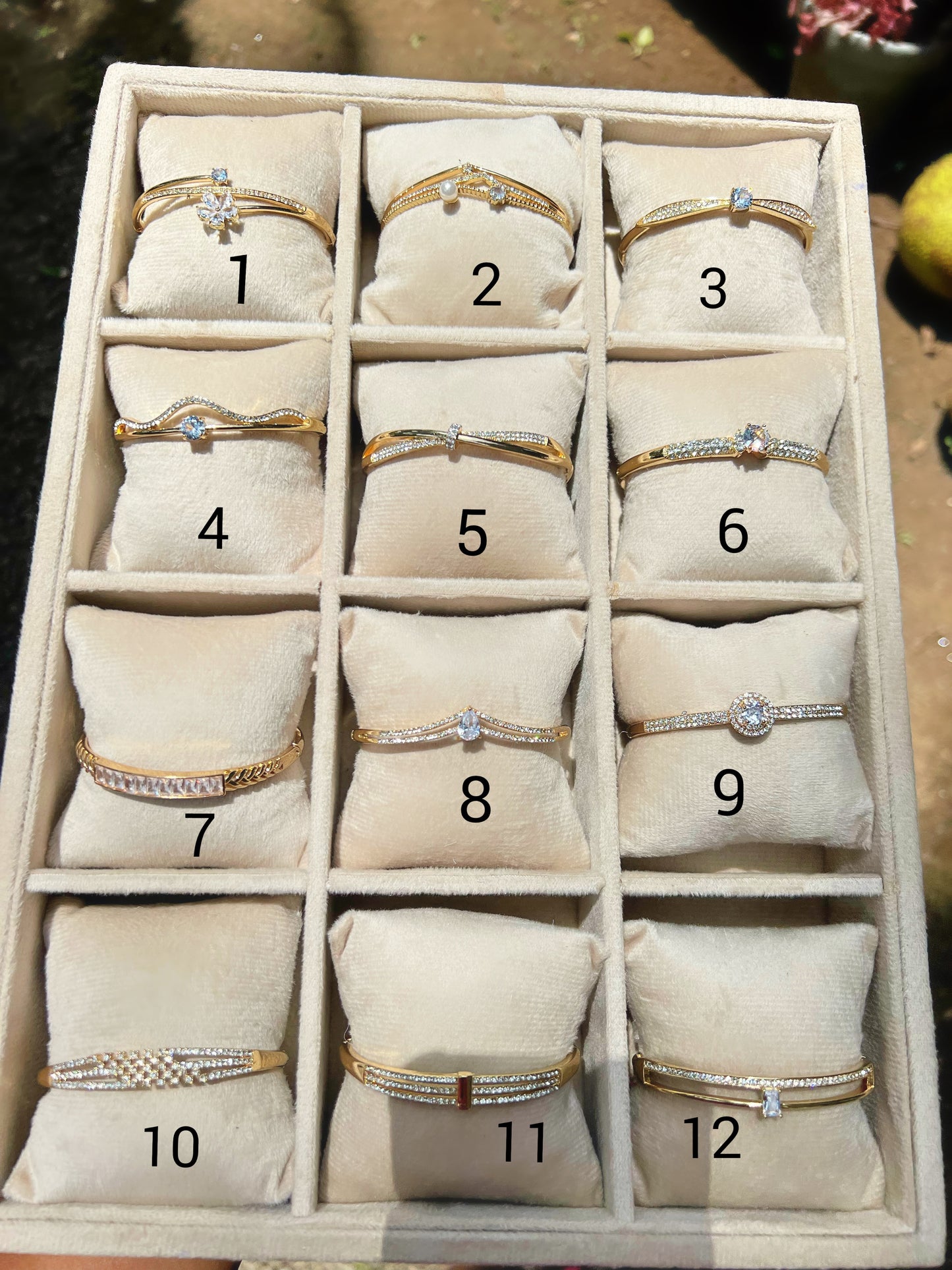 Premium openable anti tarnish ad 18k gold plated bracelet peoduct code 04