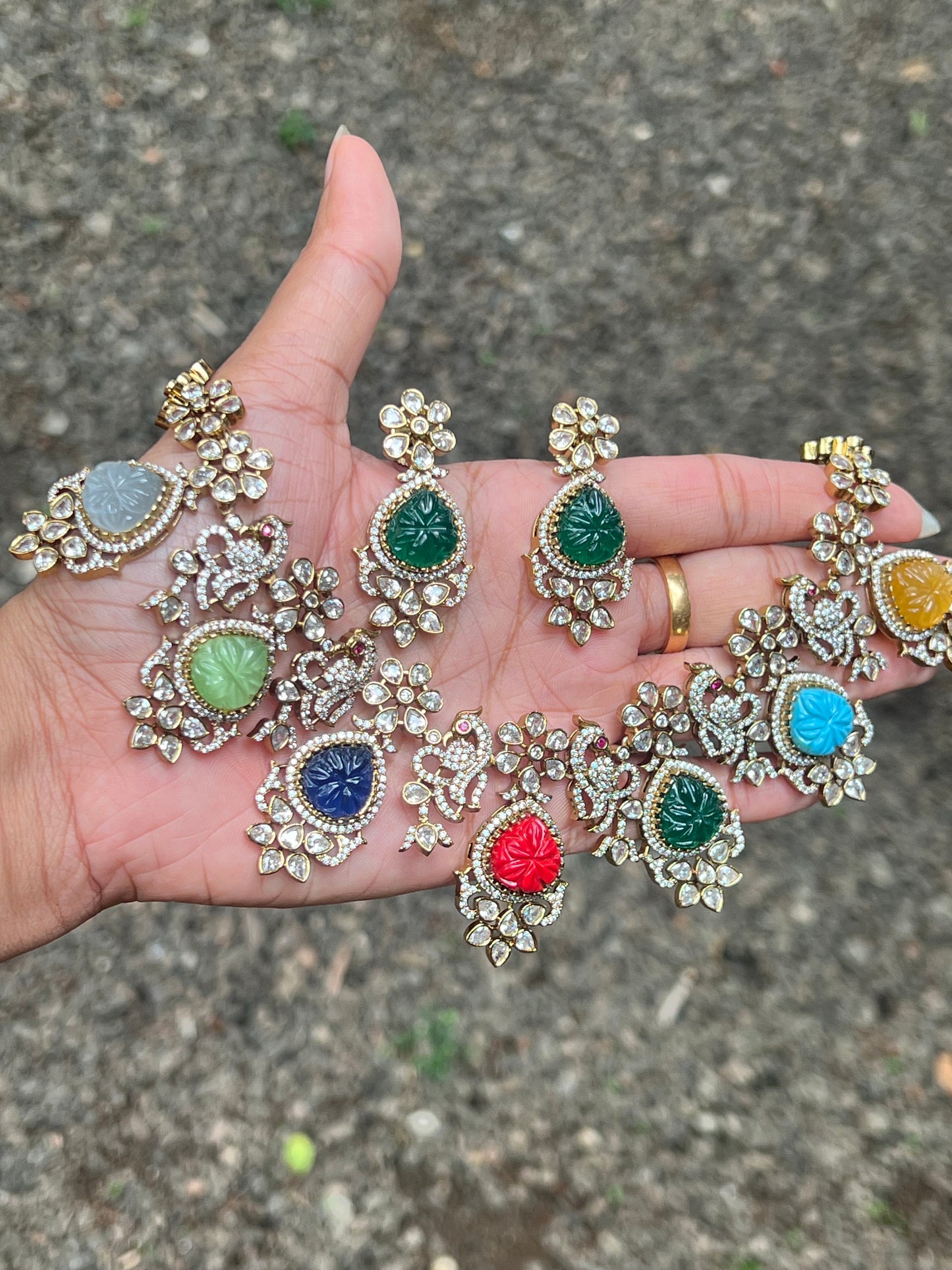 Premium Navarathna ad necklace product code 1185