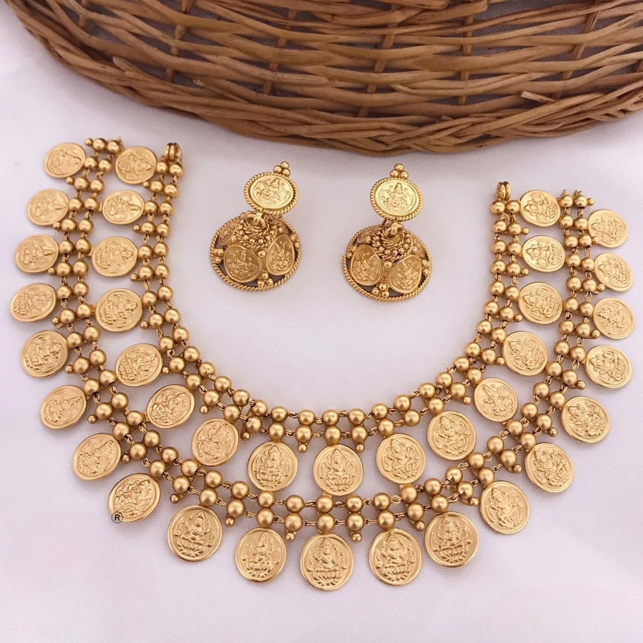 Trending lakshmi 2layer coin necklace product code 1064