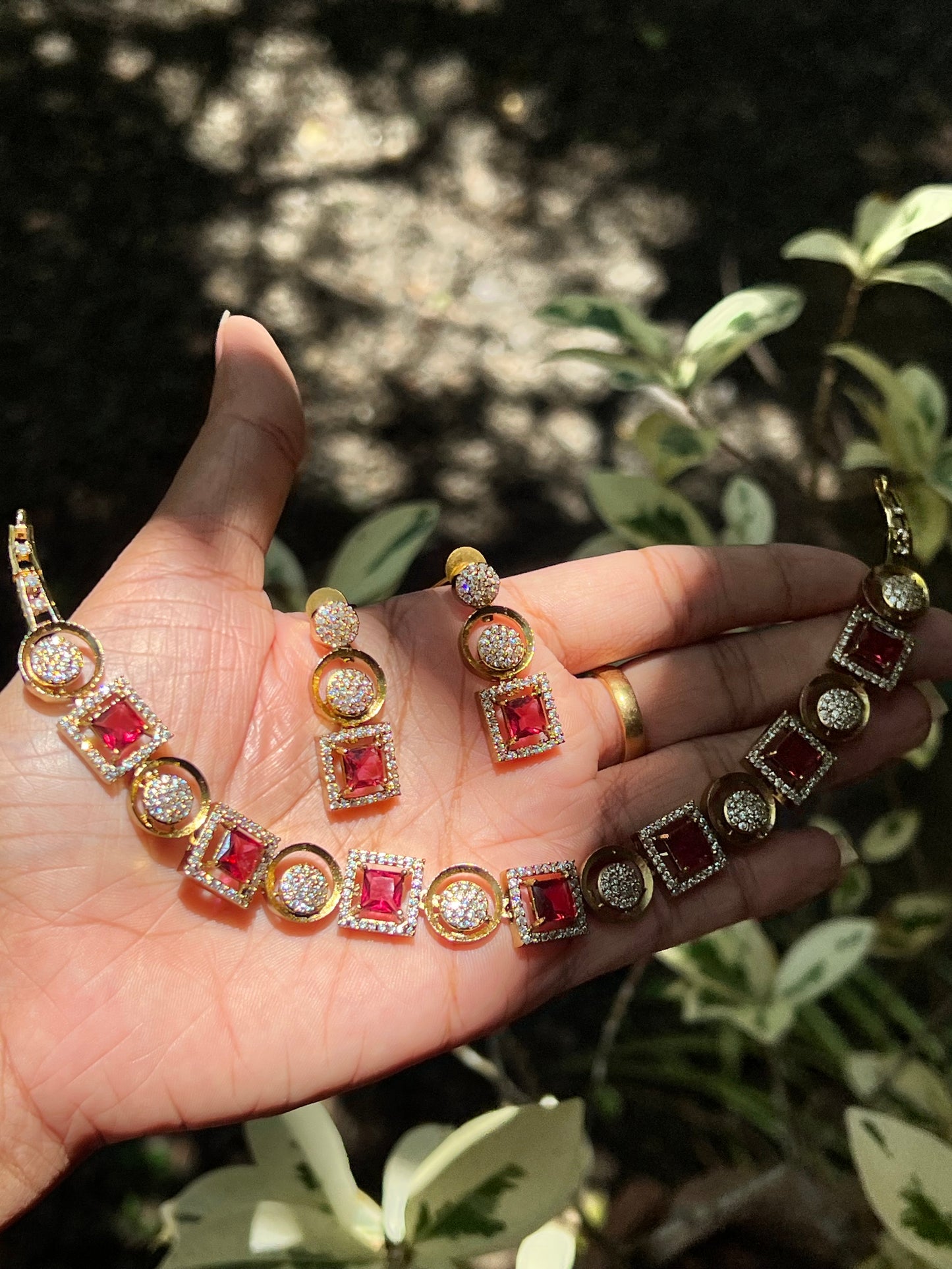 Classic square round ad necklace product code 415
