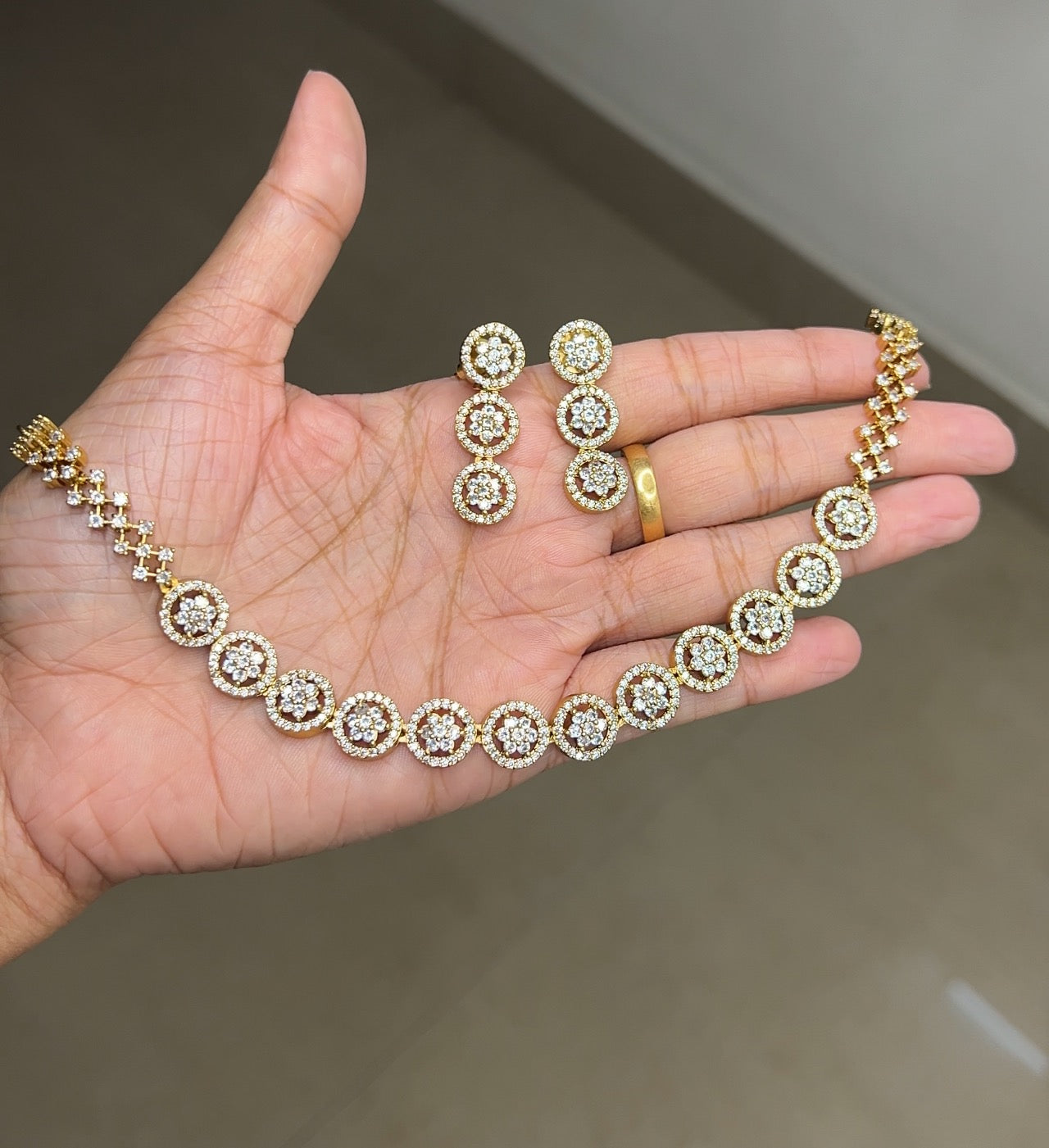 Elegant cute Ad star necklace