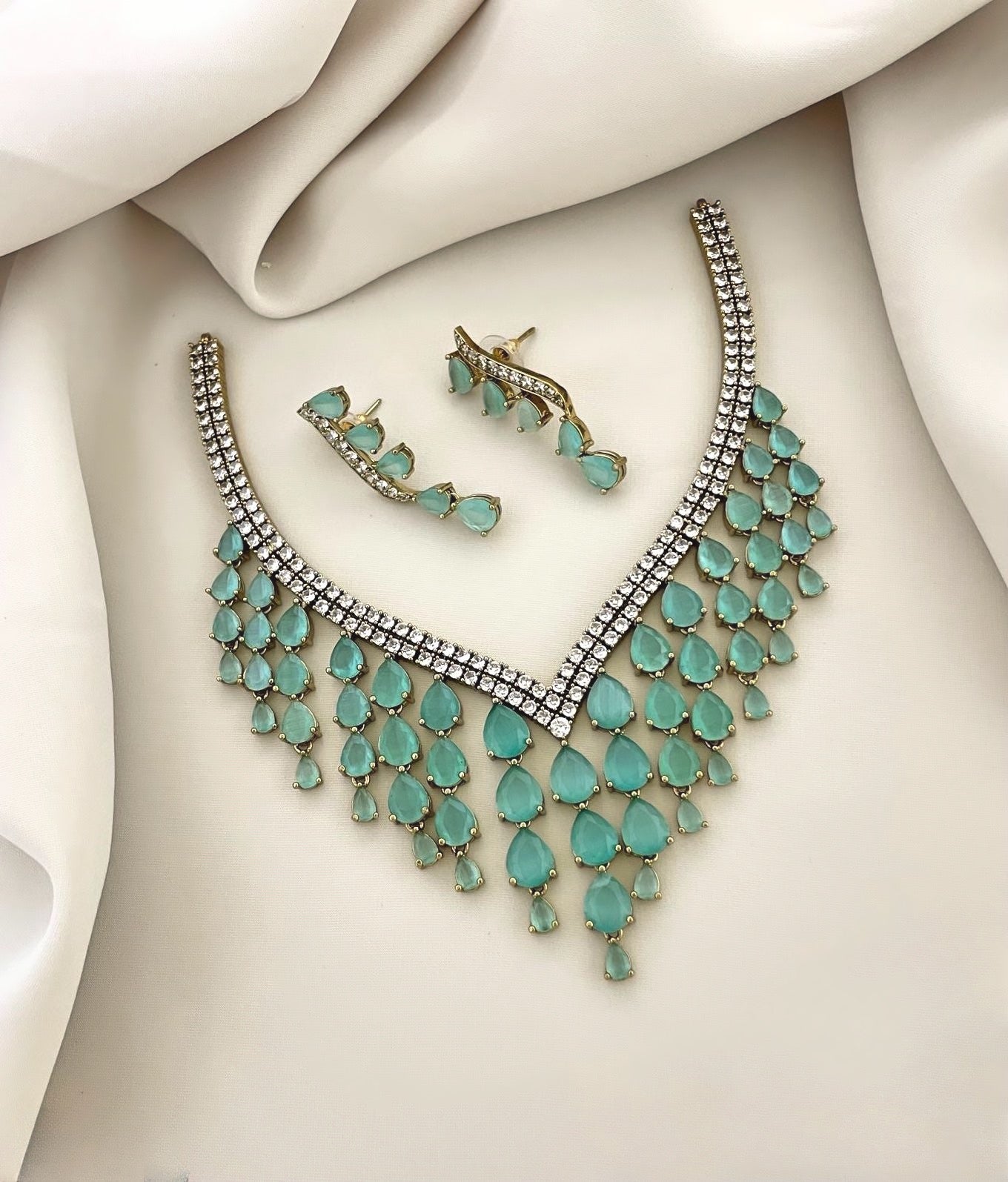 Premium stunning bridal statement ad necklace product code 735