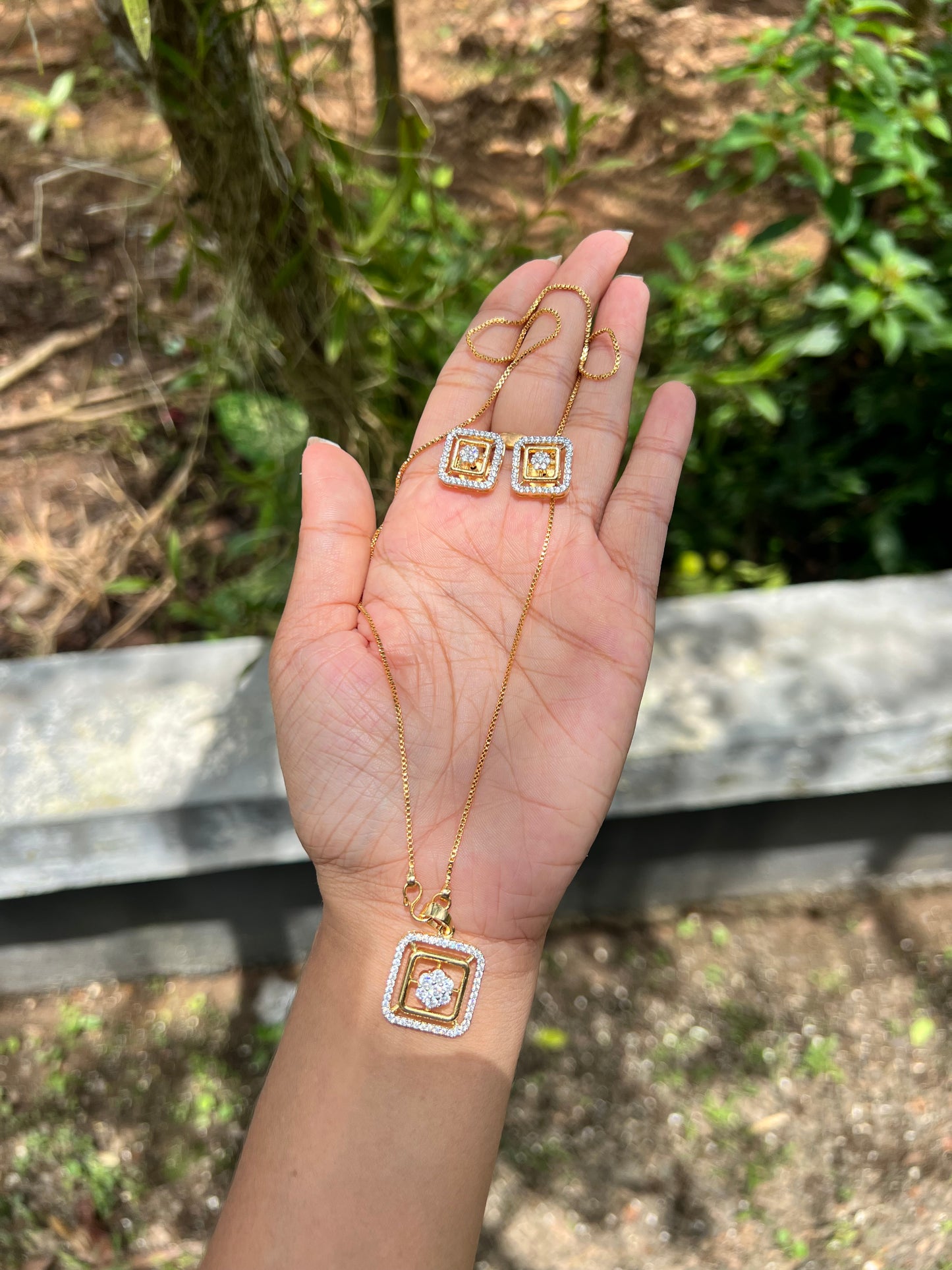 Daimond replica pendant set with chain product code N220