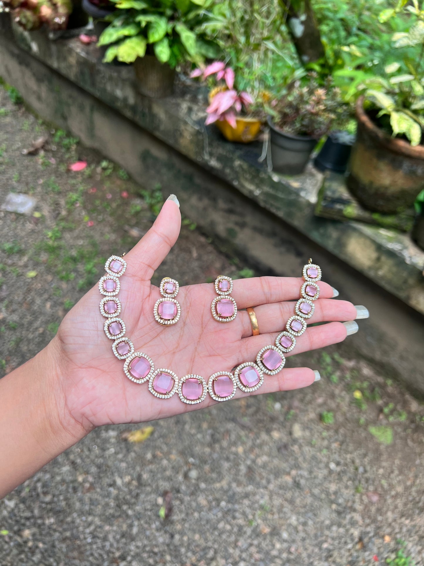 Premium quality ad stone antique gold necklace product code N189