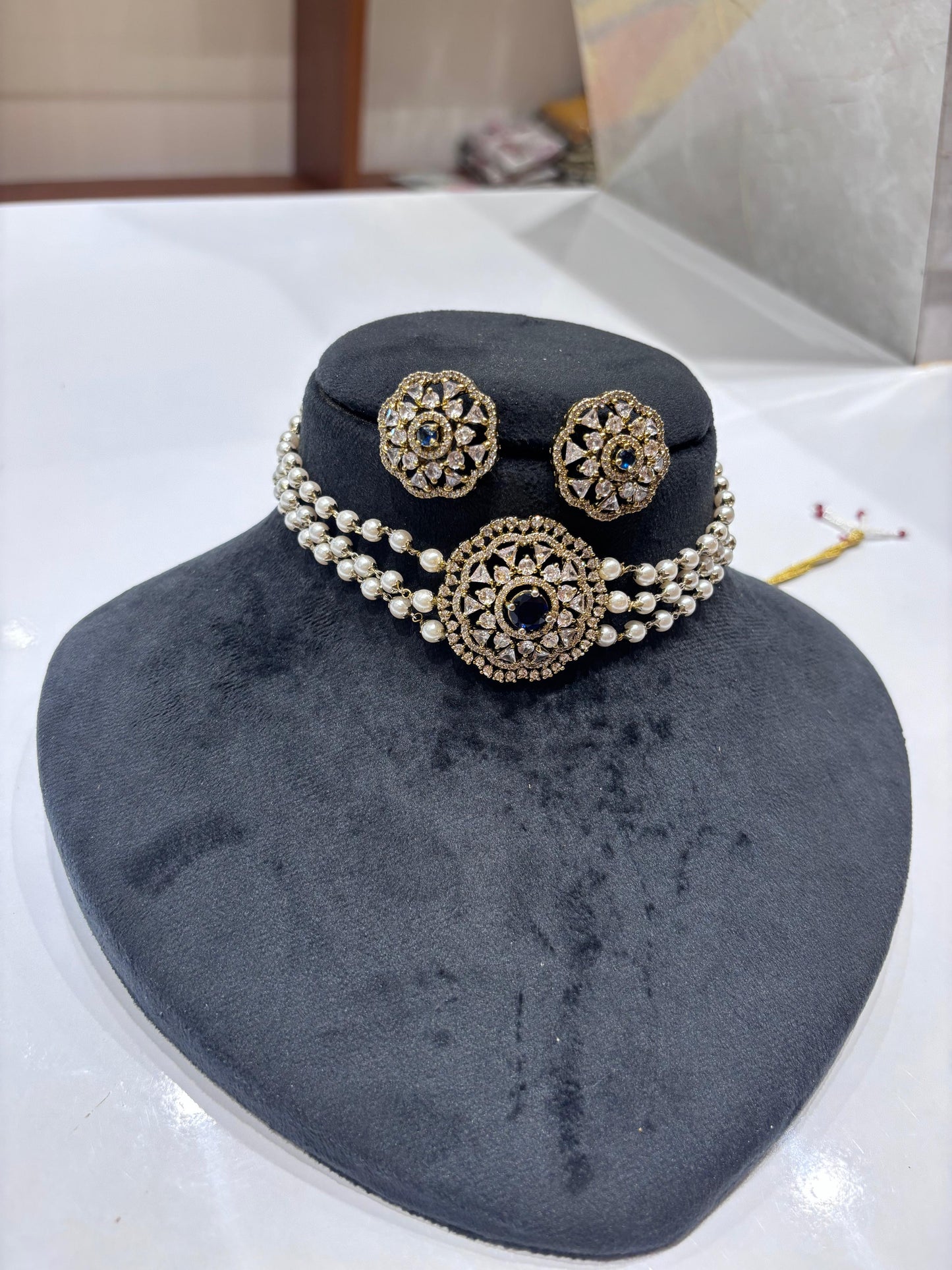 Premium Victorian 3layer pearl choker product code N215