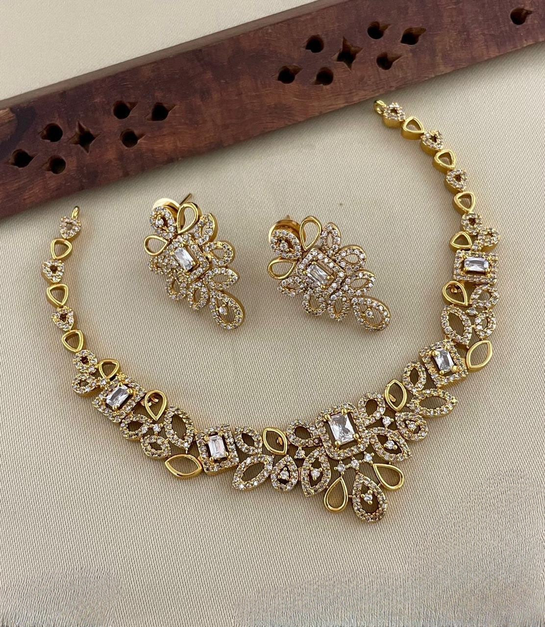 Best seller premium ad necklace product code 769