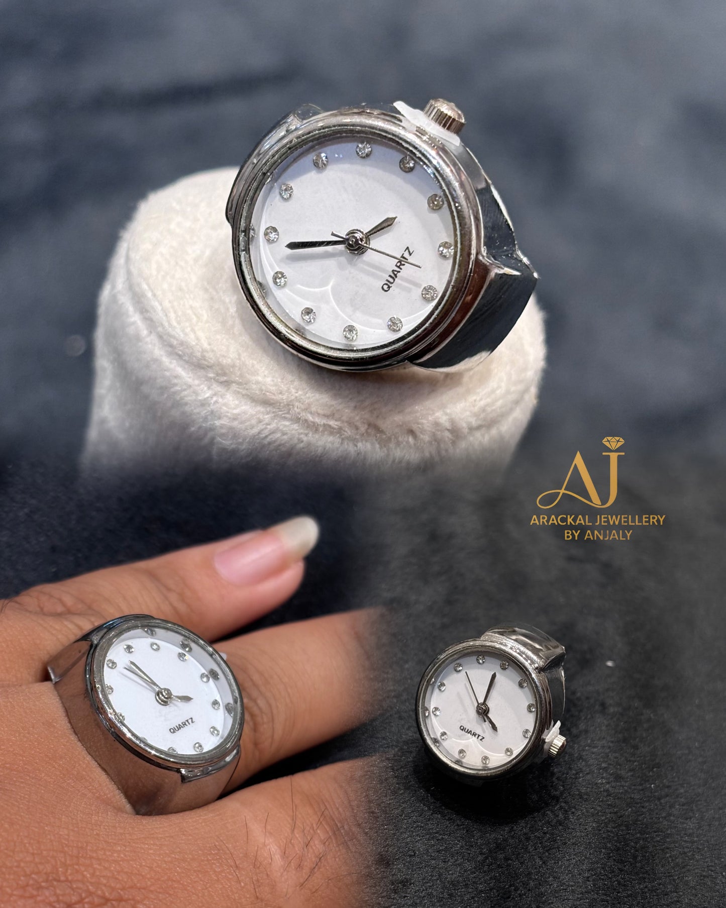 Fashion Frill Ring Watch For Women Strechable Stainless Steel Gold Plated Roman Stylish Ring watch product code W05