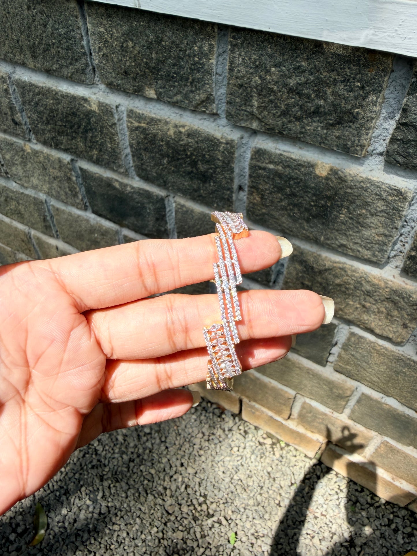 Premium diamond finish bangle product code B207