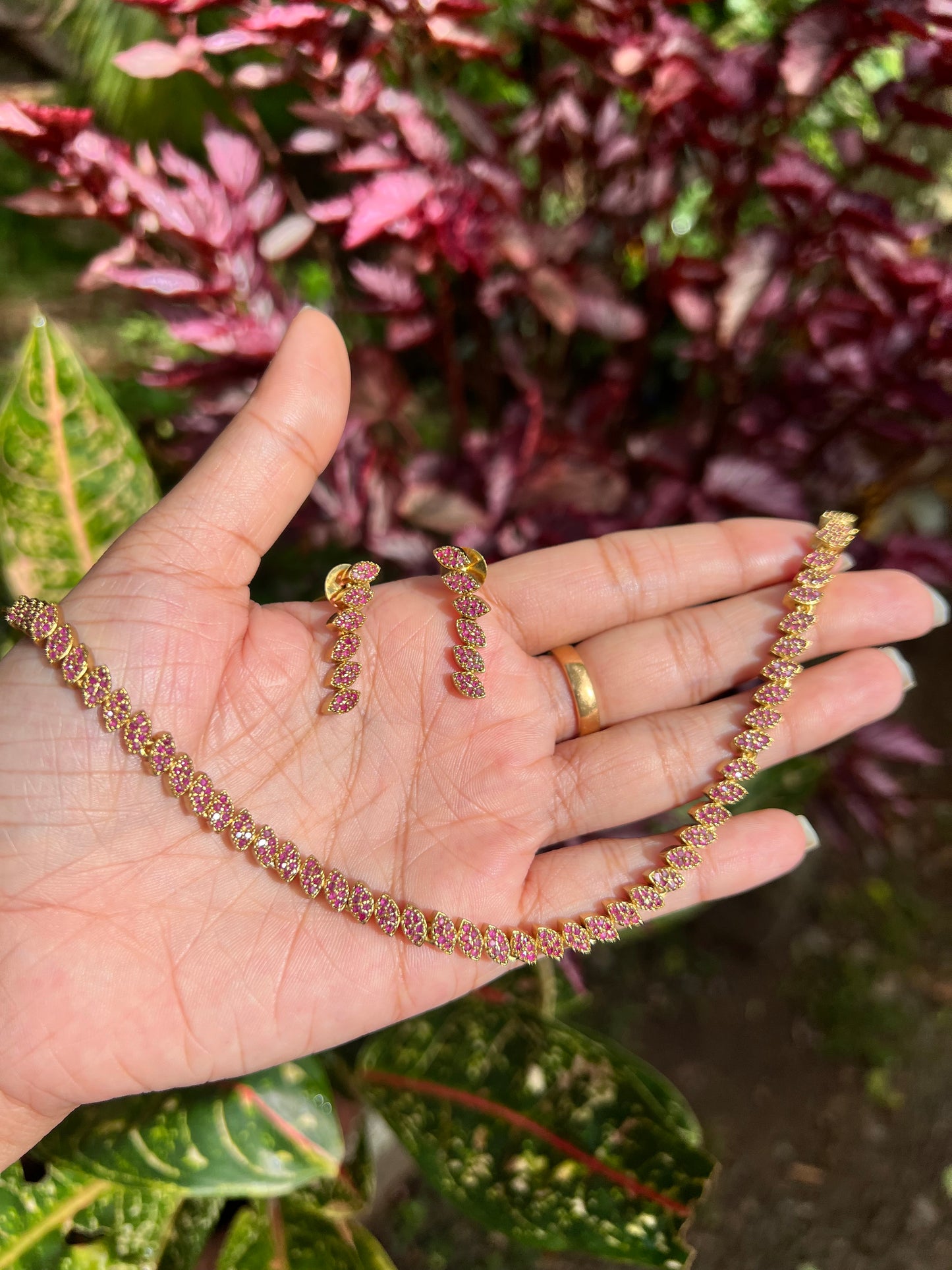 Offer sale Premium ad necklace product code 1004