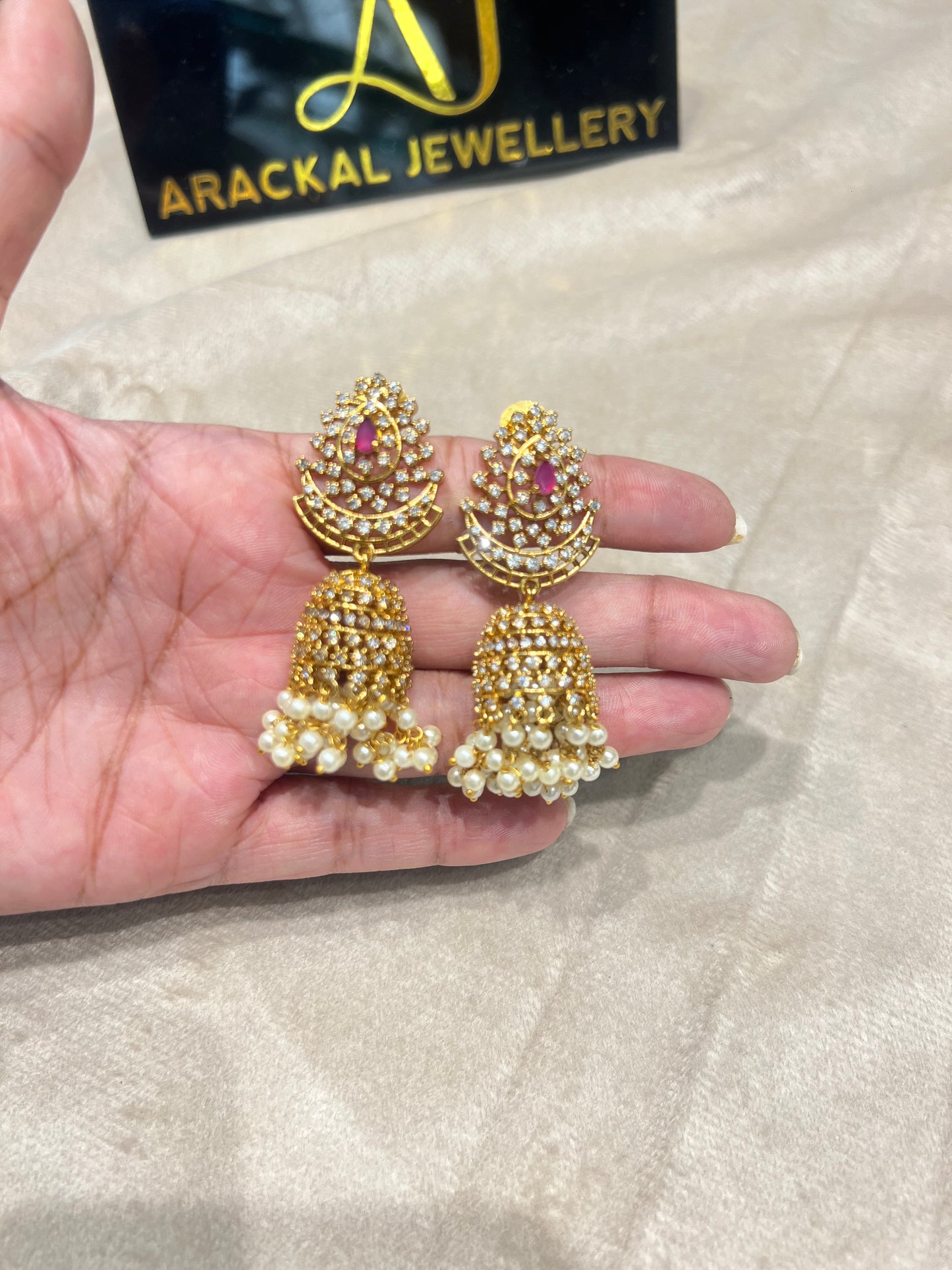 Premium beautiful bridal ad jhumka product code E171