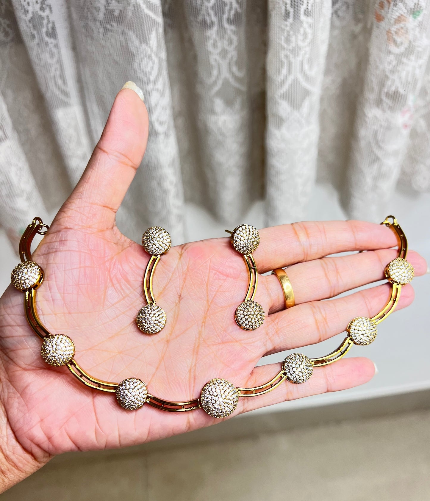 Premium designer Ad round necklace product code 1091