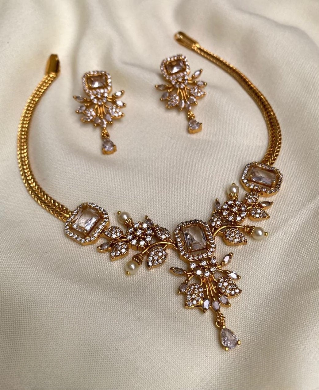 Hot selling new ad floral necklace product code 520