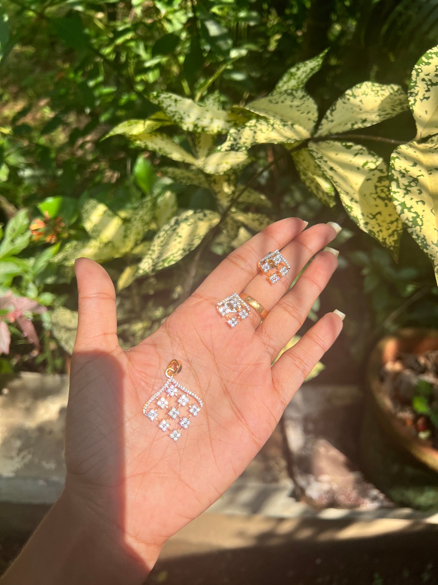 Premium daimond finish zircon pendant set product code 130