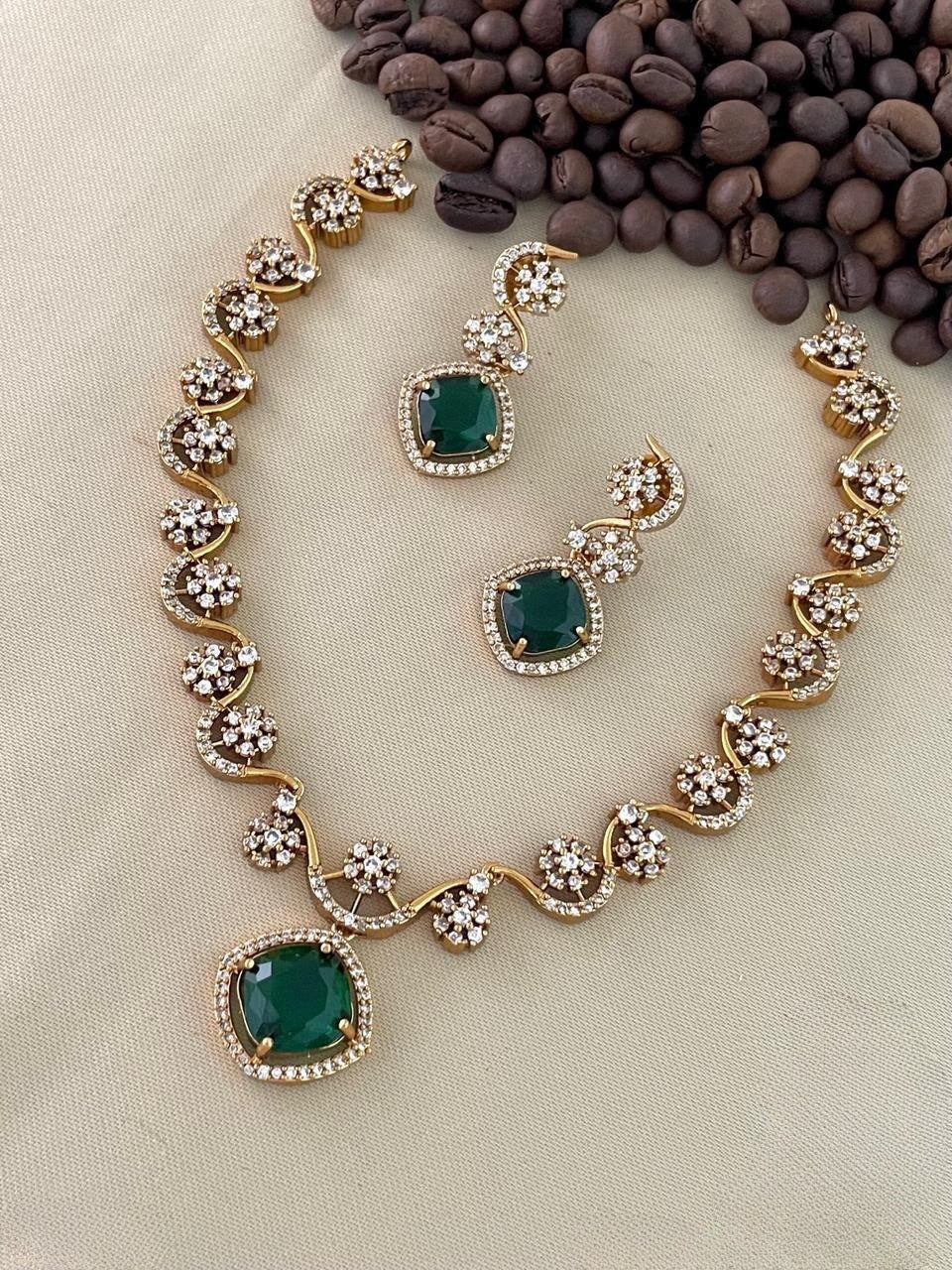 Most popular restocked Ad floral necklace product code 526