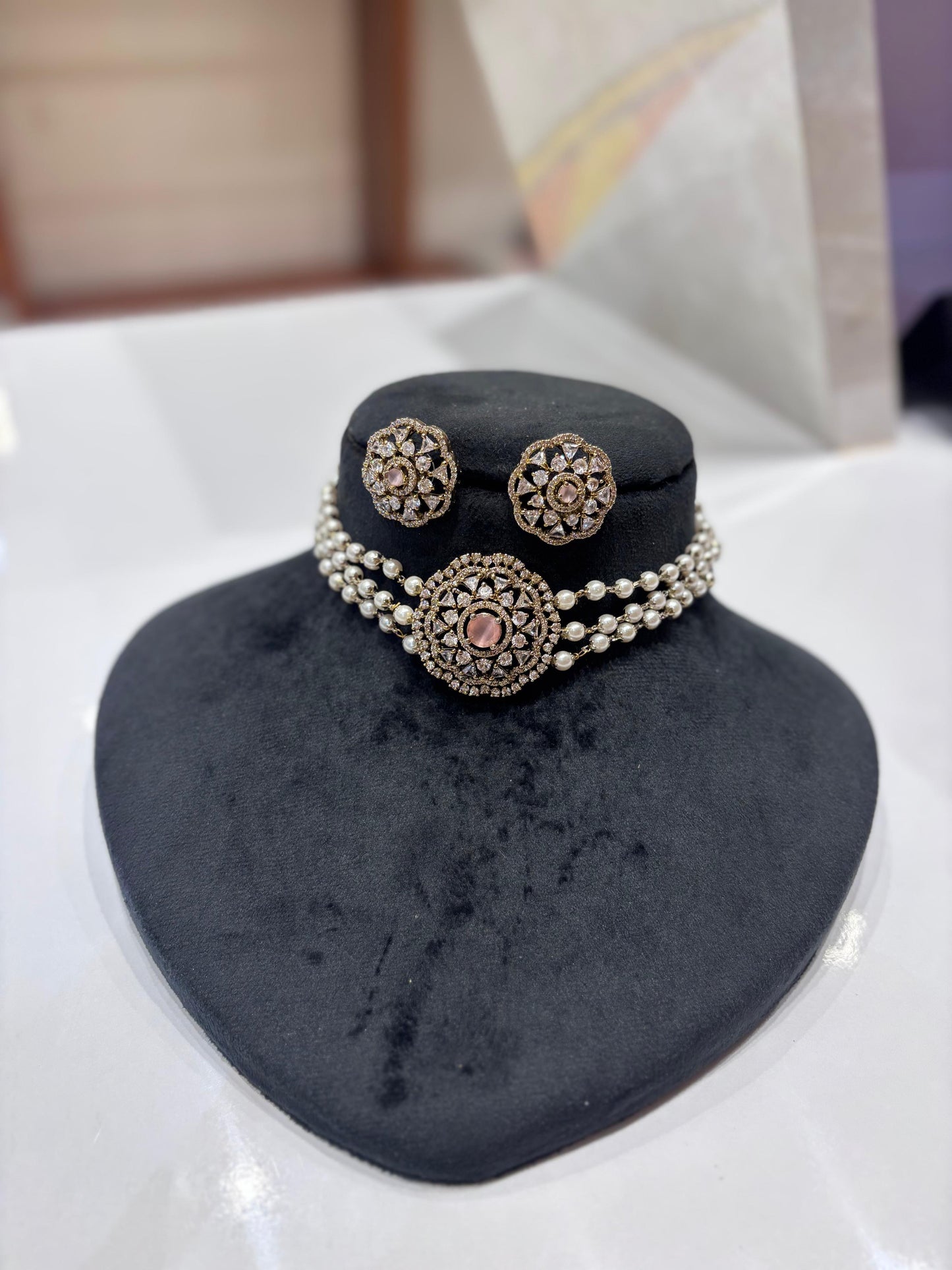 Premium Victorian 3layer pearl choker product code N215