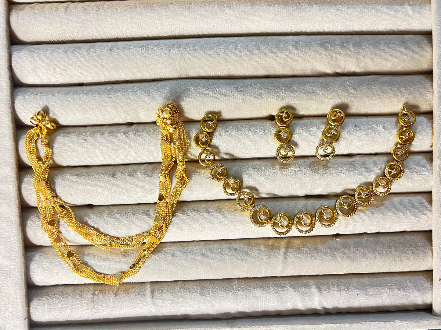 Gold plated combo of anklets and necklace set