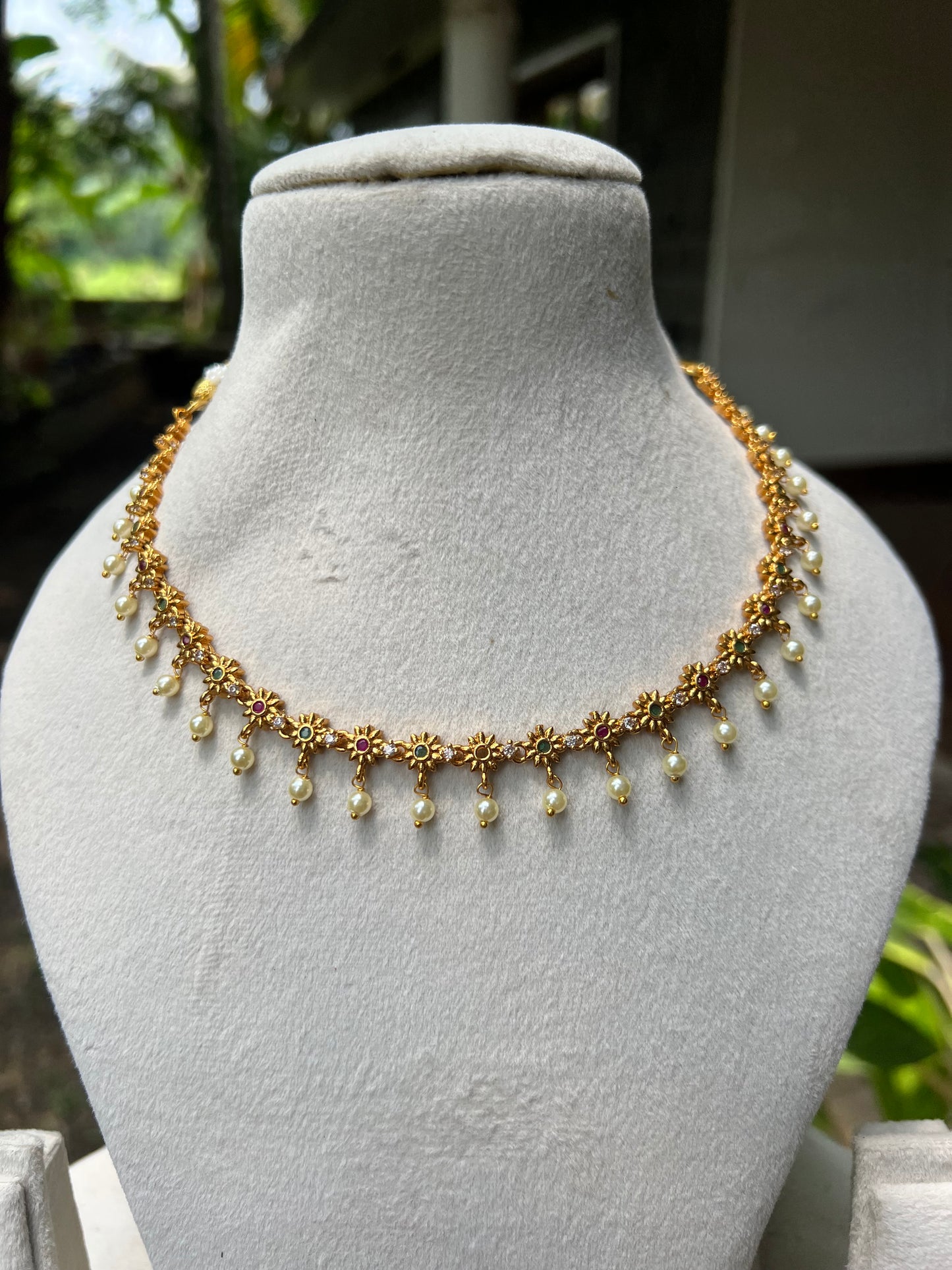 Trending floral Mulit colour necklace product code 1250