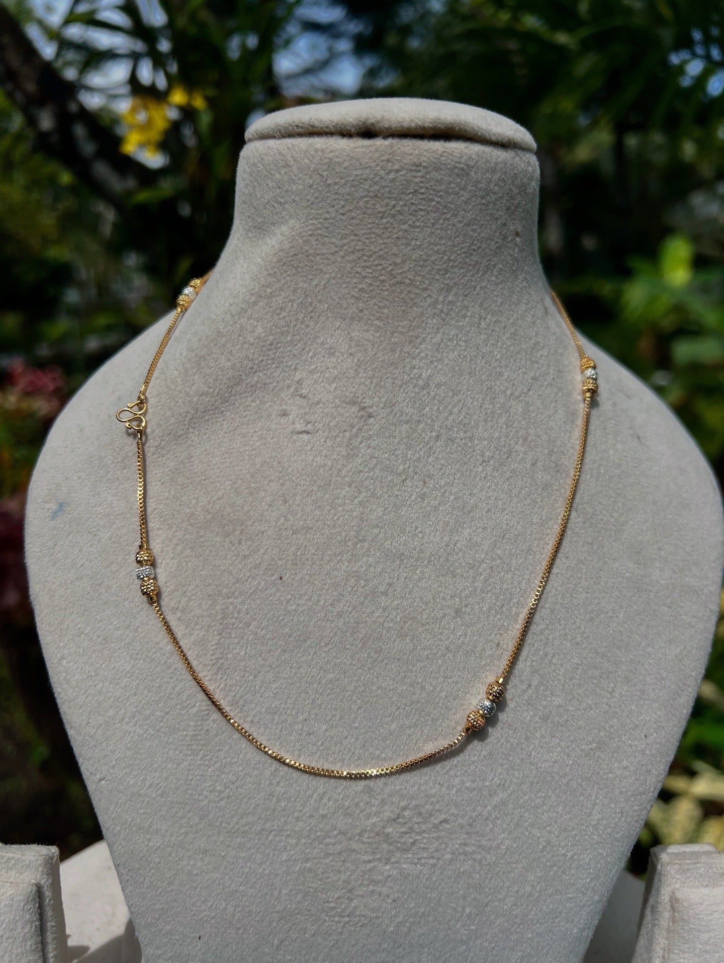 Two tone gold plated daily wear necklace (6pidi)product code N169