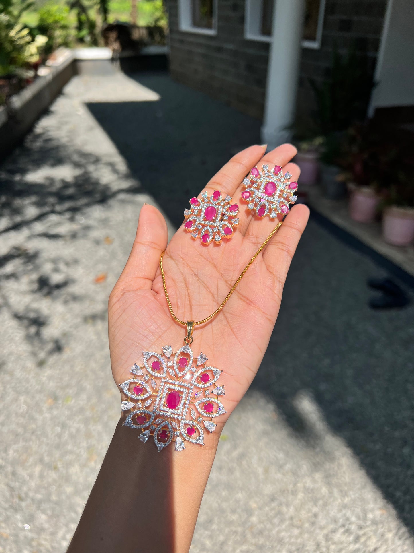 Premium Cz daimond finish pendant chain set product code 109