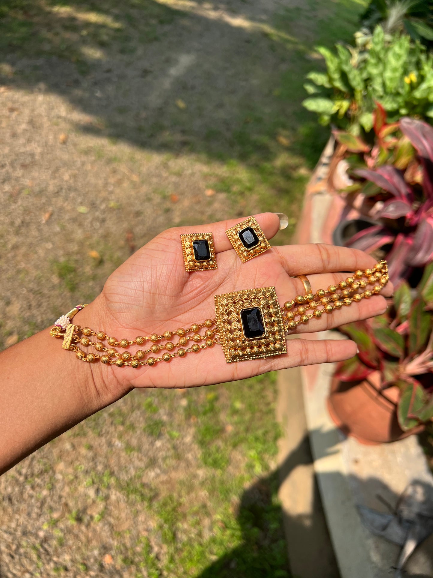 3 layer Golden balls choker set product code 1229