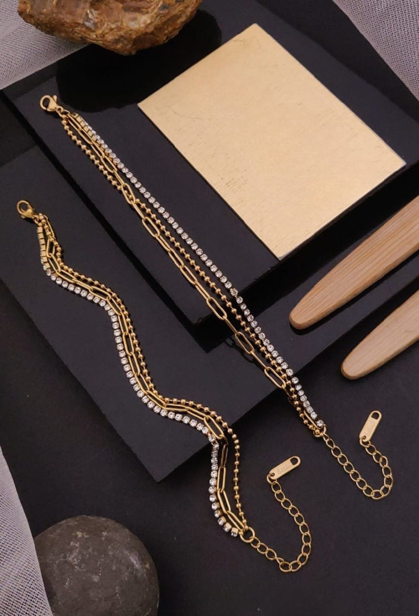 Premium Anti tarnish stylish daily wear bracelet product code B10