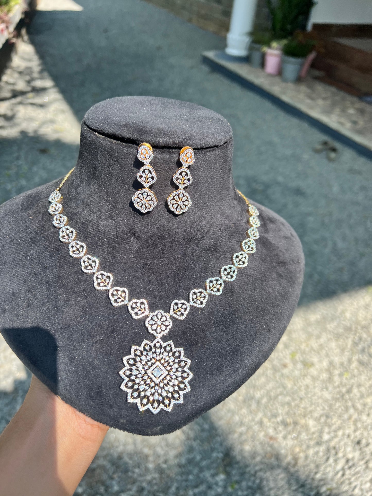 Premium daimond finish necklace product code D01