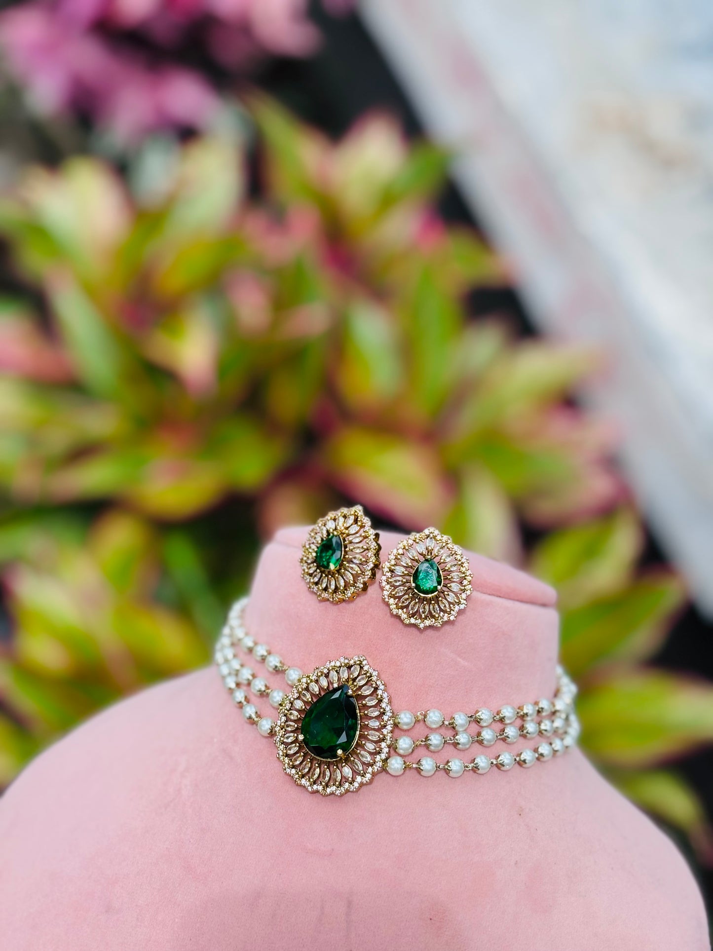 Premium Victorian 3layer choker set product code N225