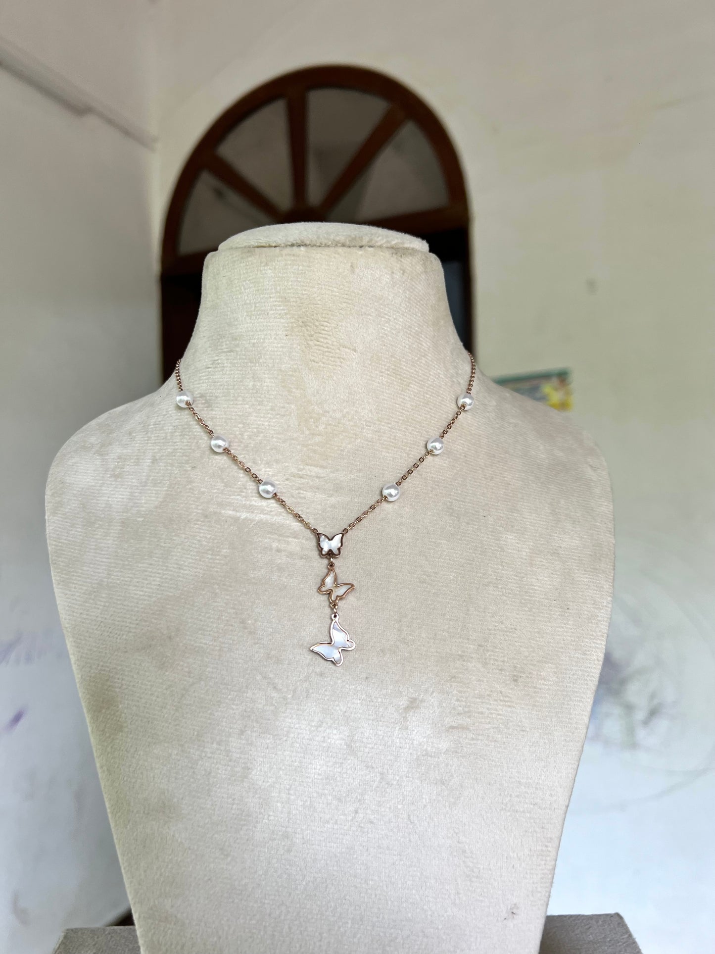 Premium daily wear anti tarnish butterfly pearl necklace