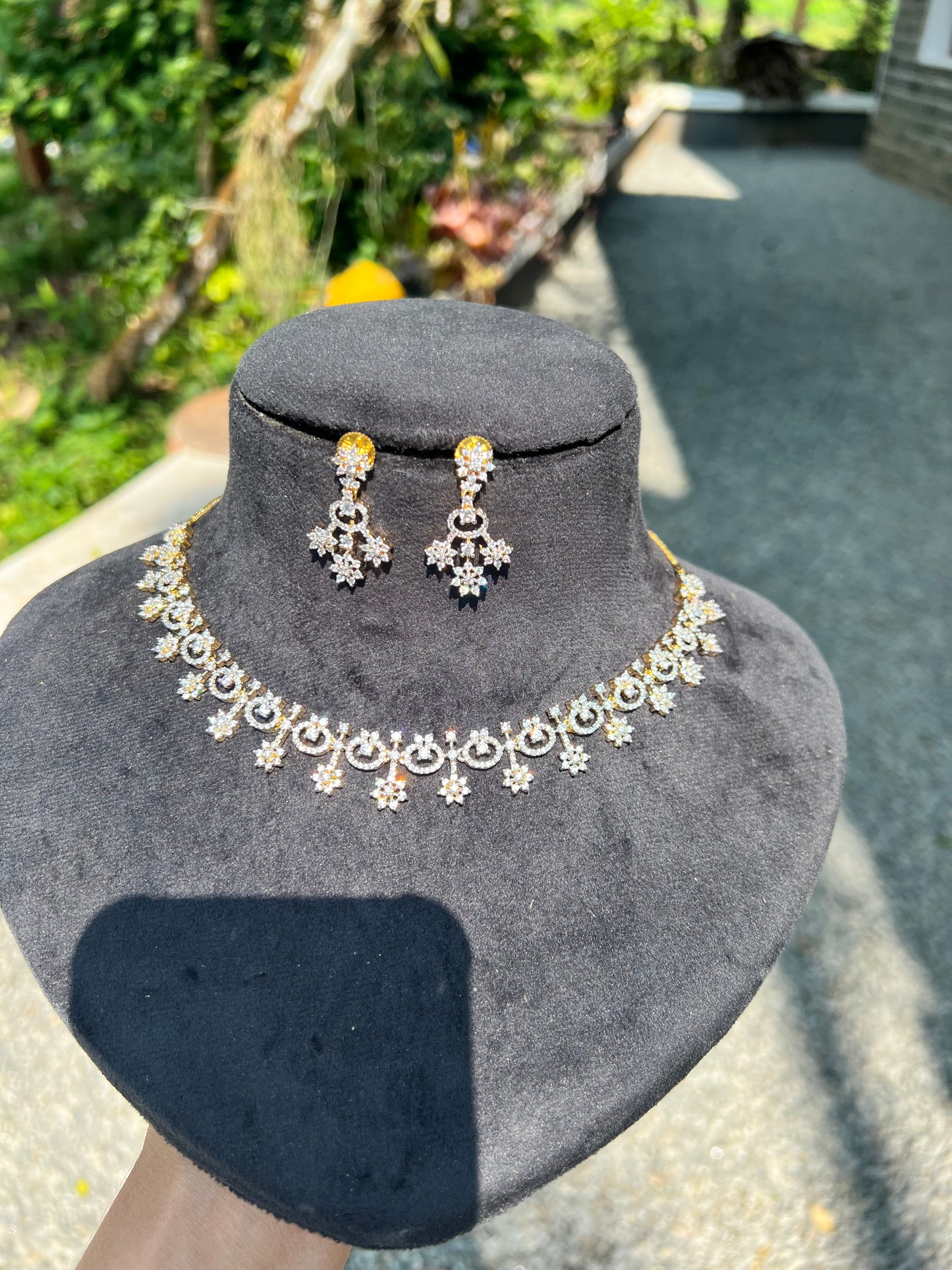 Premium daimond finish bridal necklace product code D08