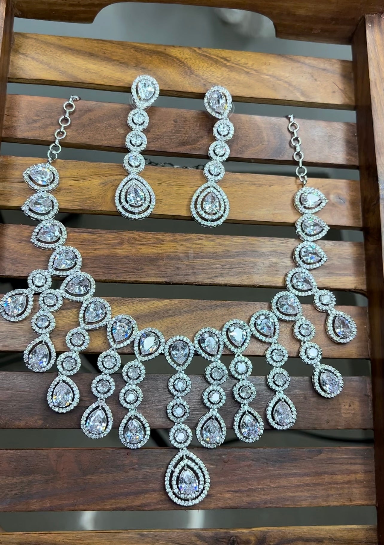Premium silver finish ad bridal necklace product code 930