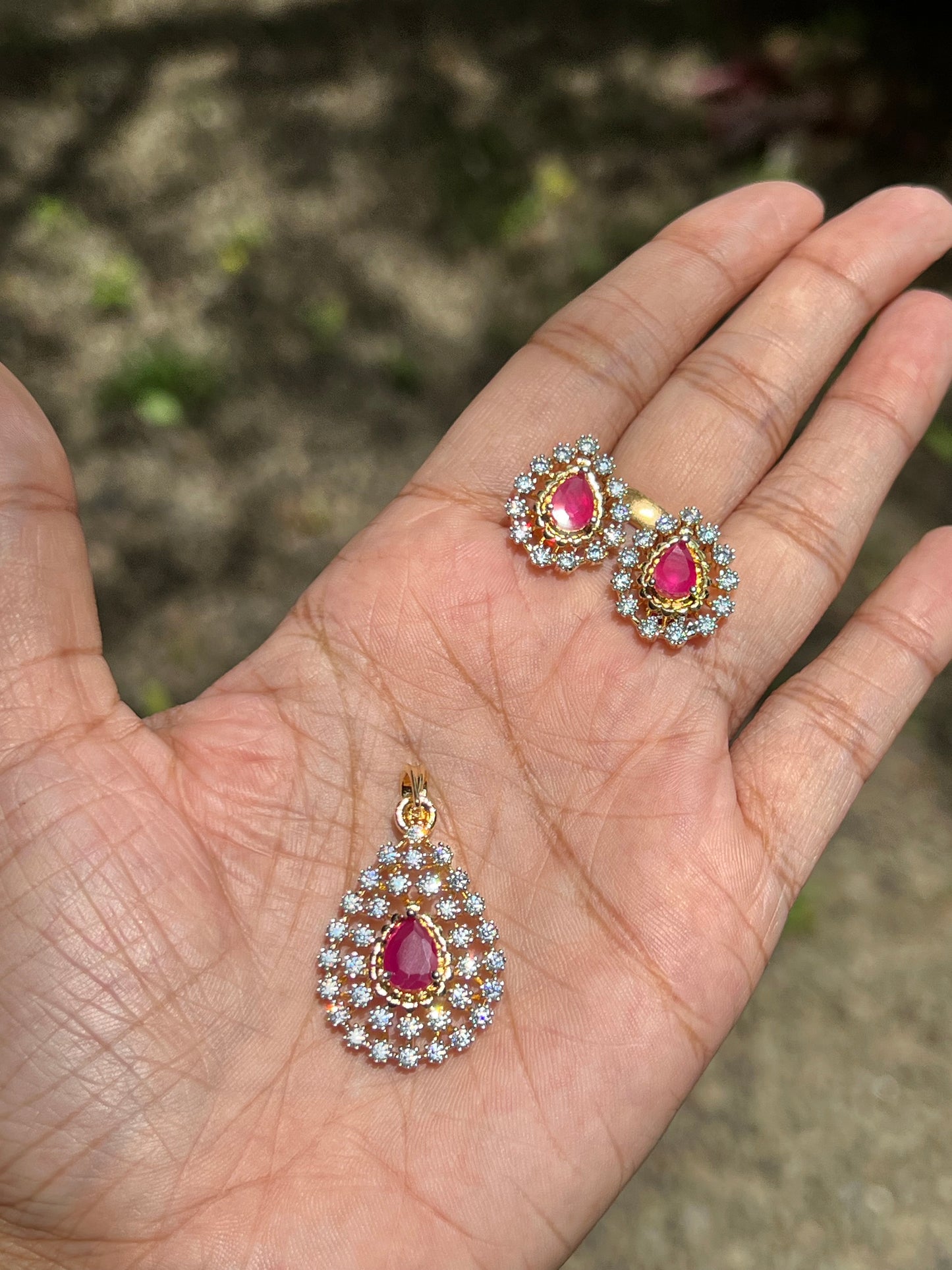 Premium diamond finish pendant set product code 63